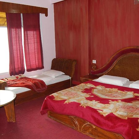 Hotel Park Mussoorie Exteriör bild